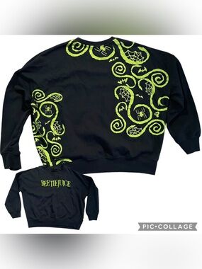 Beetlejuice Lime Green and Black Sweatshirt Size L